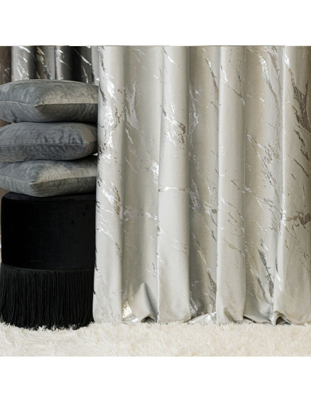 MARMA Zasłona gotowa na taśmie, szerokość 140cm x wysokość 250cm, kolor 021 pastelowy szary ze srebrnym nadrukiem na VELVI