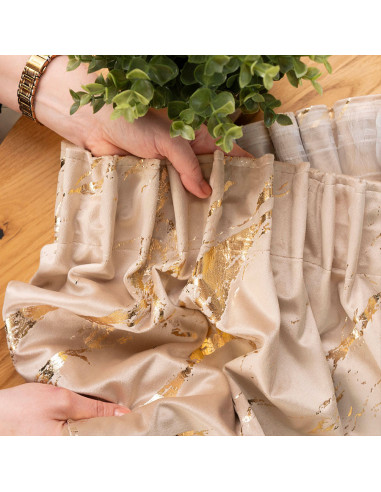 MARMA Zasłona gotowa na taśmie, szerokość 140cm x wysokość 250cm, kolor 003 jasny beżowy ze złotym nadrukiem na VELVI TD