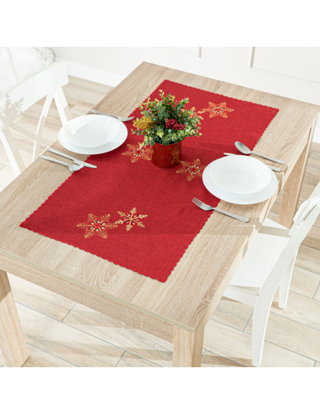 BŁYSZCZĄCE ŚNIEŻYNKI Bieżnik z haftem, szerokość 40cm x wysokość 140cm, kolor 003 czerwony 640010